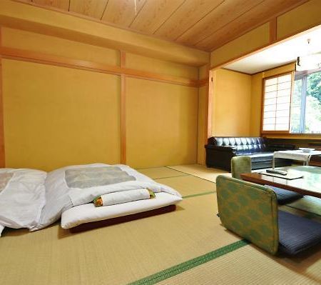 Yumoto Rakuzenso Hotel Numata  Exterior photo